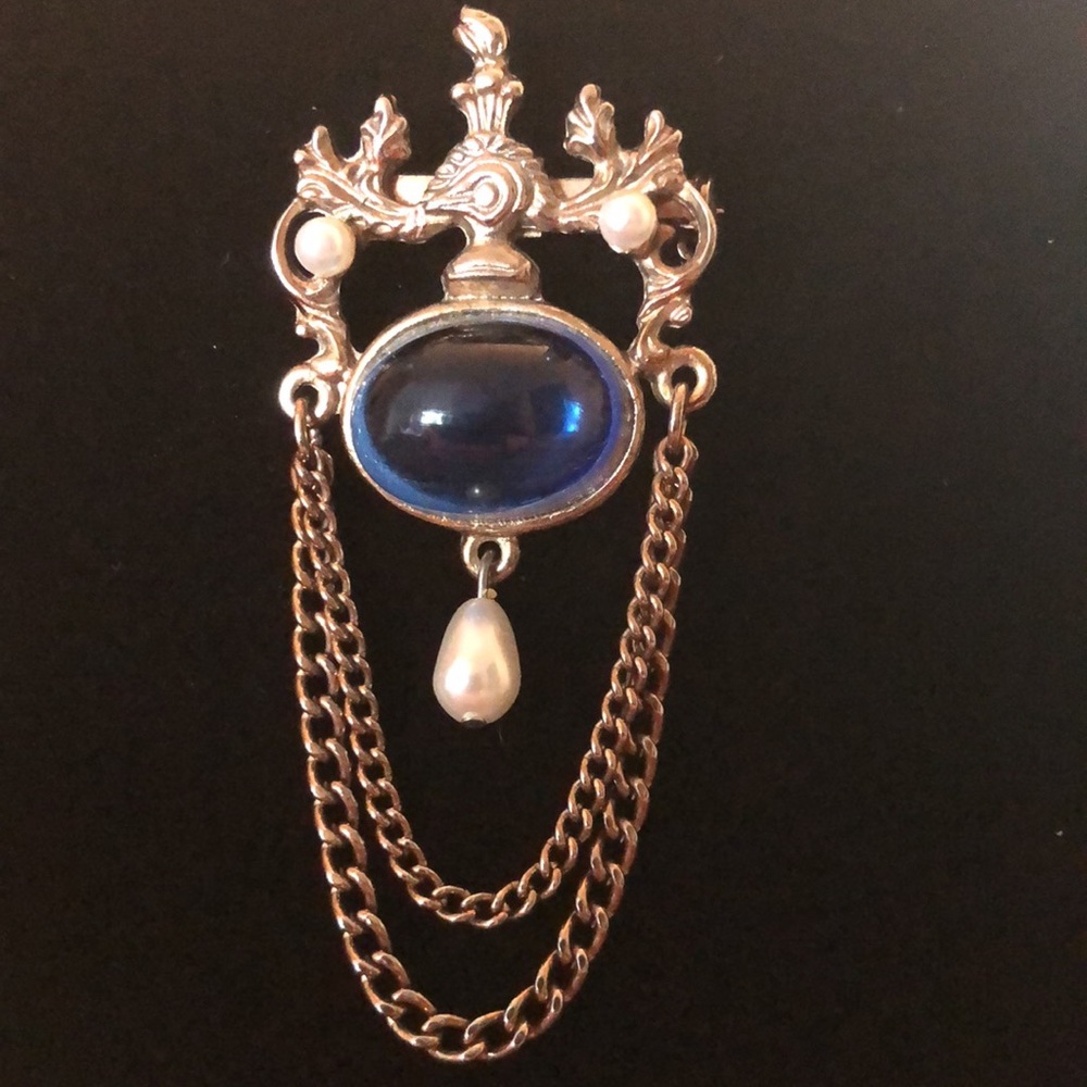 Vintage 1928 Brooch Pin